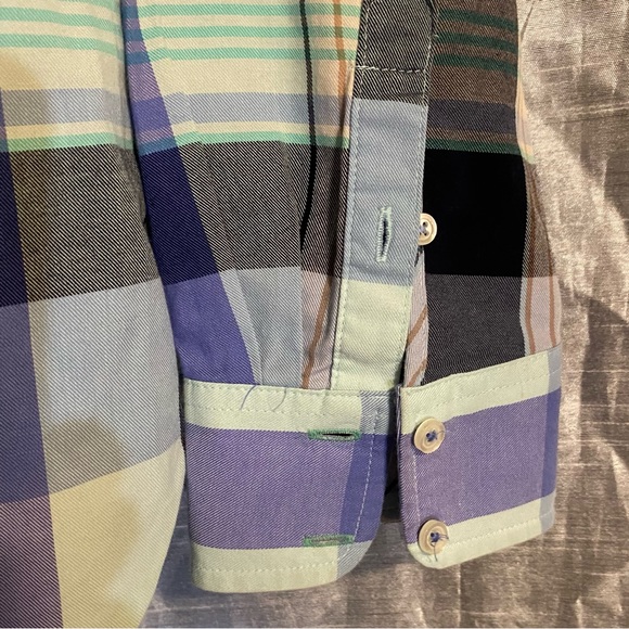 Talbots plaid women’s shirt SZ M, GUC 100% cotton,bust 21” flat, length 27” - Picture 6 of 9